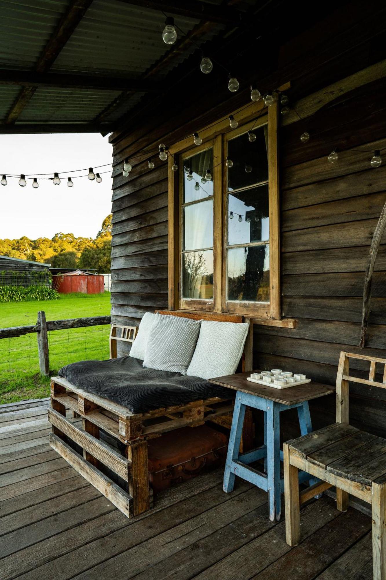 Cosy Farmstay: Green Cabin At Whispering Woods Beedelup Exterior foto